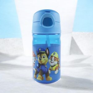 Mancs Őrjárat műanyag szívószálas kulacs akasztóval 350 ml