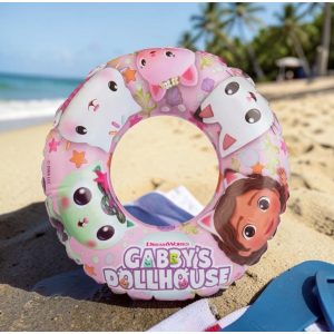Gabby's Dollhouse, Gabi babaháza úszógumi