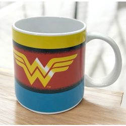Wonder Woman porcelán bögre díszdobozban 